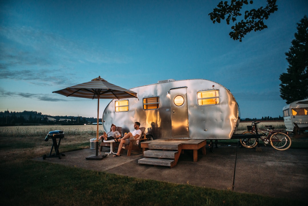 Camping ved Ebeltoft Strand – Oplev Djurslands Skønhed